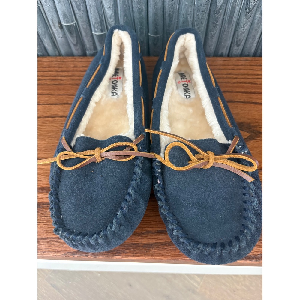 Minnetonka Cally Navy Blue Suede Faux Fur Moccasin Slippers 40414 Womens 9 - Picture 2 of 7